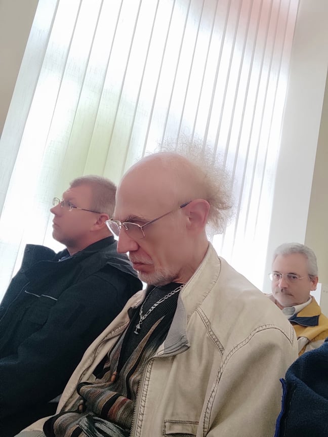 245059109 1924443784400502 880076951044571191 N