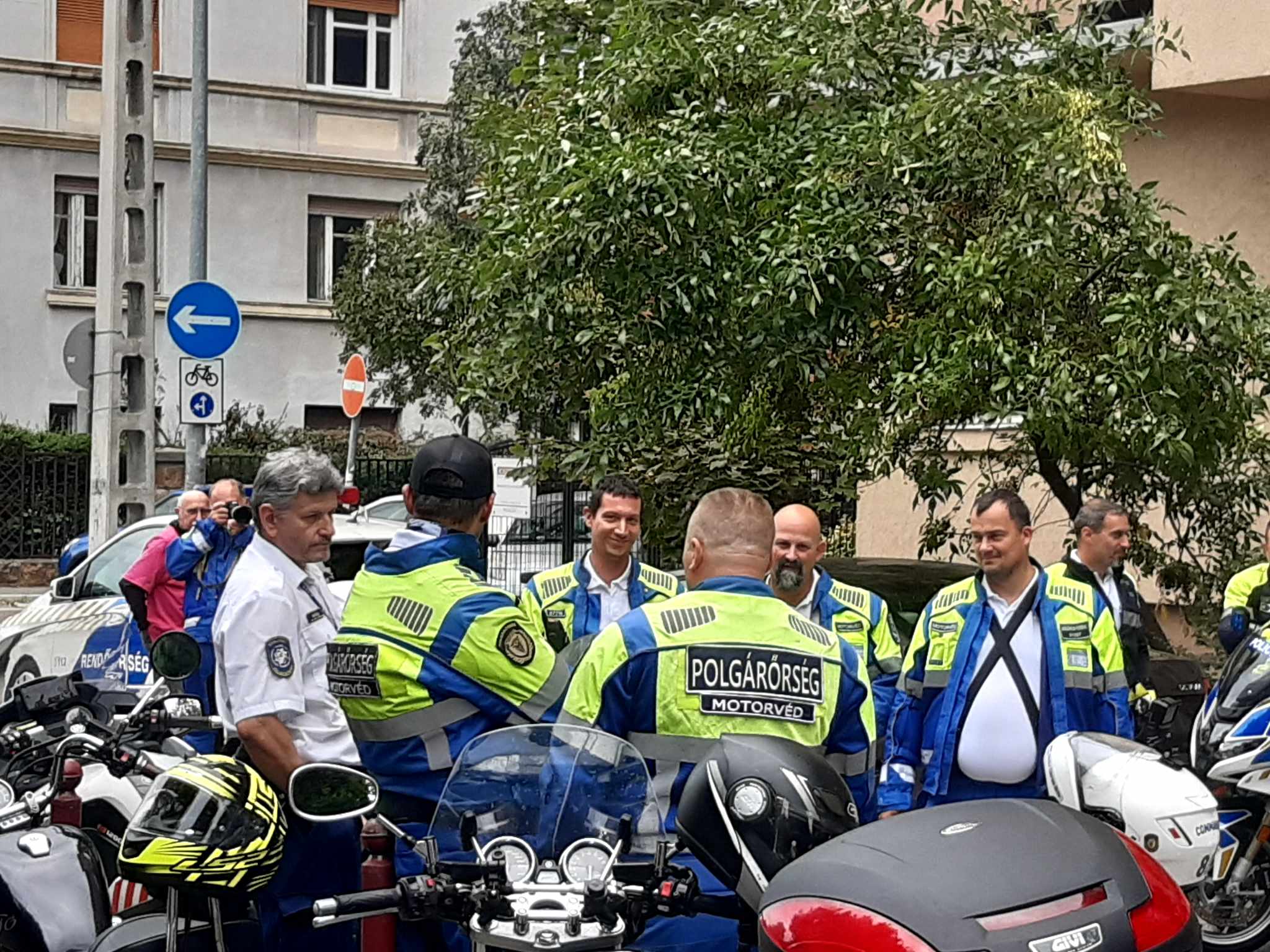 382970885 854674509335808 990782153282995568 N